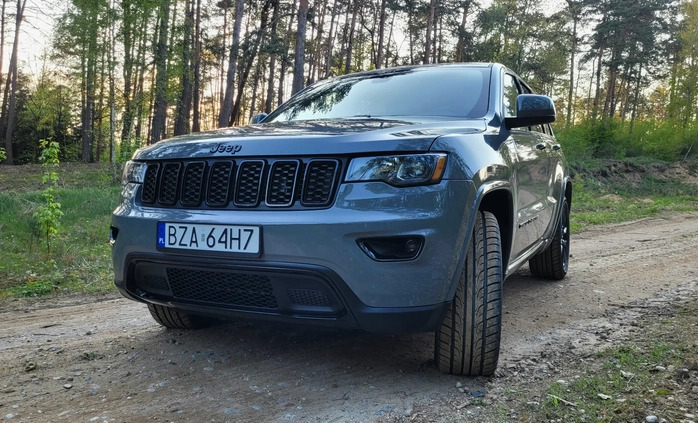 Jeep Grand Cherokee cena 131000 przebieg: 40000, rok produkcji 2021 z Obrzycko małe 379